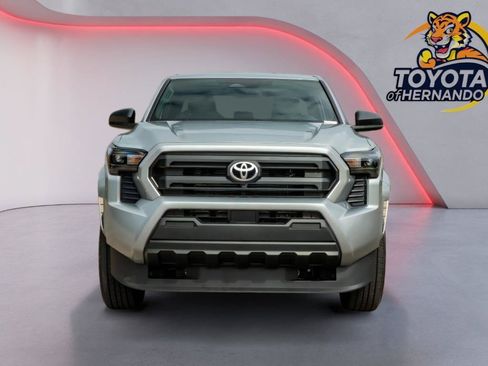 Used 2025 Toyota Tacoma SR RWD image 2