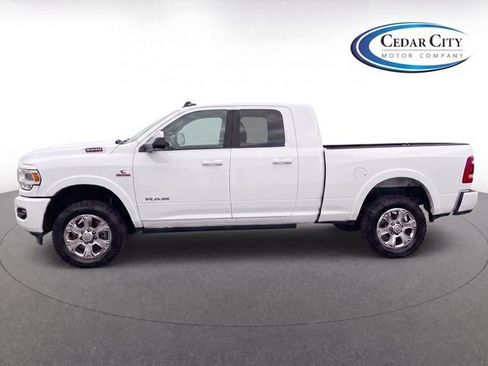Used 2022 RAM 3500 Laramie AWD/4WD image 6