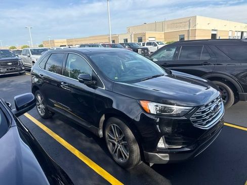 Certified 2024 Ford Edge Titanium AWD/4WD image 2
