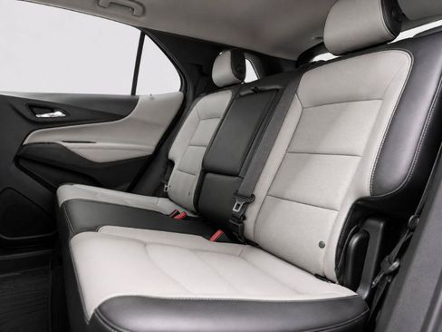 Used 2018 Chevrolet Equinox Premier w/ LPO, Floor Liner Package AWD/4WD image 22