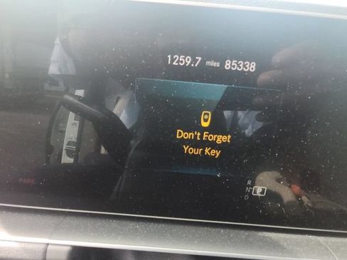 Used 2020 Mercedes-Benz GLE 350 4MATIC image 9
