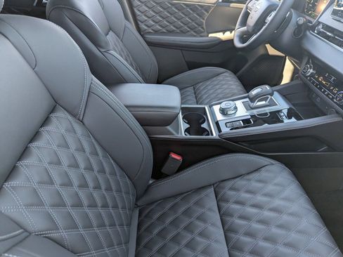 New 2026 Nissan Rogue Platinum image 29