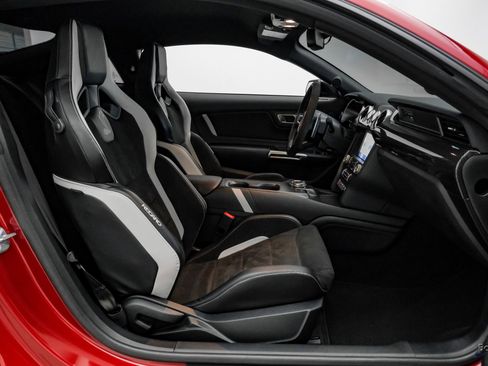 Used 2022 Ford Mustang Shelby GT500 w/ Carbon Fiber Track Pack image 66