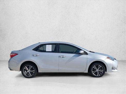 Used 2019 Toyota Corolla LE image 4