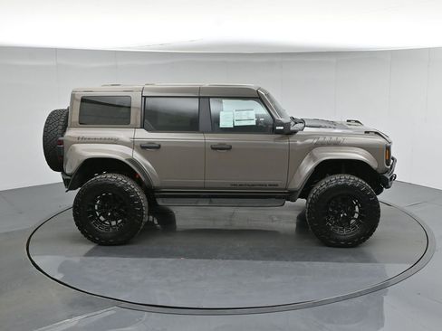 New 2025 Ford Bronco Raptor w/ Interior Carbon Fiber Pack AWD/4WD image 40