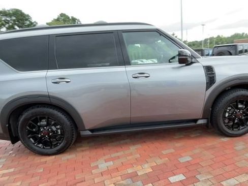 Used 2025 Nissan Armada PRO-4X w/ Pro-4X Premium Package AWD/4WD image 2