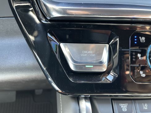 New 2025 GMC Sierra 3500 Denali Ultimate image 53