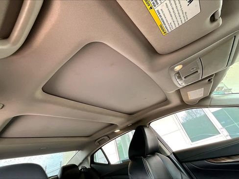 Used 2016 Nissan Maxima Platinum FWD image 11