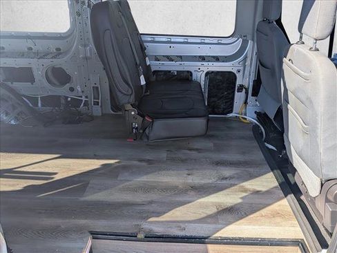 Used 2018 Ford Transit 350 XLT image 15