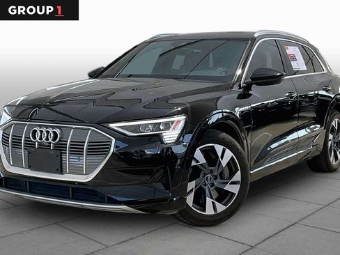 Used 2022 Audi e-tron Premium Plus w/ Premium Plus Package AWD/4WD image 1