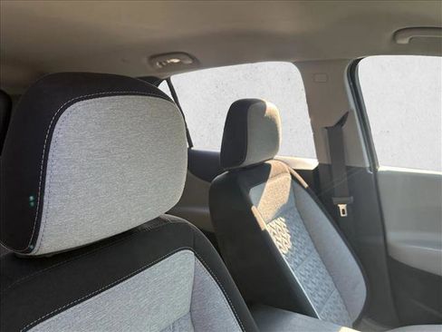 Used 2023 Chevrolet Equinox LS w/ LS Convenience Package image 22