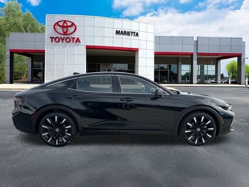 Used 2025 Toyota Crown Platinum image 31