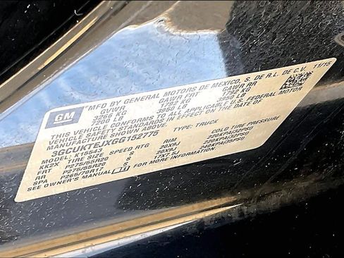 Used 2016 Chevrolet Silverado 1500 High Country w/ High Country Premium Package image 36