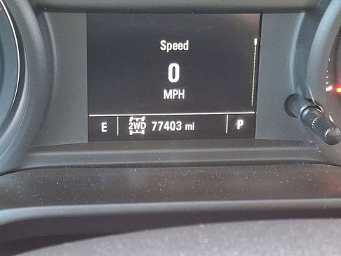 Used 2020 Chevrolet Silverado 1500 Custom w/ Custom Value Package image 20