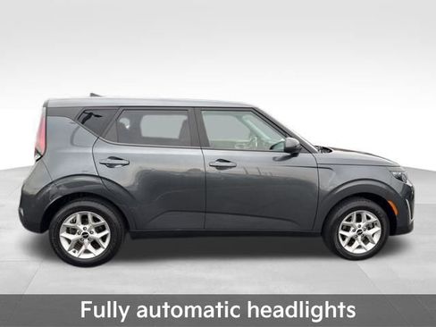 Used 2023 Kia Soul LX w/ Option Group 015 image 11