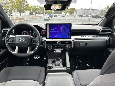 Used 2025 Toyota Tacoma TRD Sport image 29