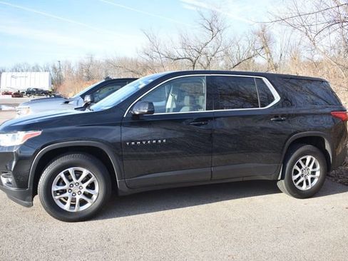 Used 2020 Chevrolet Traverse LS w/ LPO, Floor Liner Package image 4