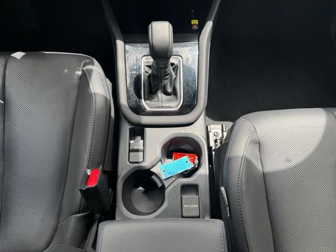 Certified 2025 Subaru Forester Limited AWD/4WD image 20