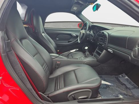 Used 2003 Porsche Boxster RWD image 10