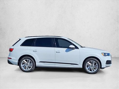 Used 2023 Audi Q7 2.0T Premium w/ Convenience Package image 4