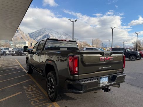 Used 2023 GMC Sierra 3500 AT4 w/ AT4 Premium Plus Package image 7