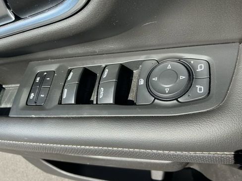 Used 2021 GMC Yukon SLT w/ Max Trailering Package AWD/4WD image 16