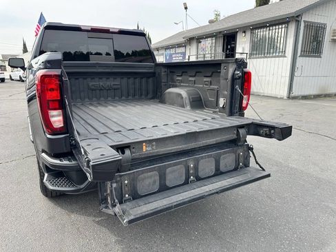 Used 2022 GMC Sierra 1500 Elevation w/ Elevation Premium Package image 29