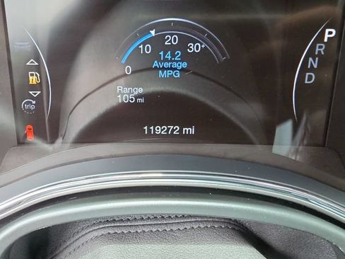 Used 2021 Jeep Grand Cherokee Laredo RWD image 26