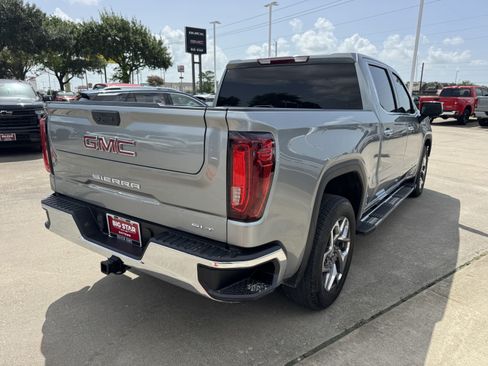 Used 2025 GMC Sierra 1500 SLT RWD image 6