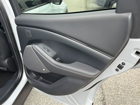 Used 2021 Ford Mustang Mach-E Premium RWD image 15