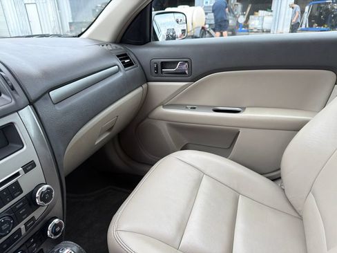 Used 2011 Ford Fusion SEL FWD image 11