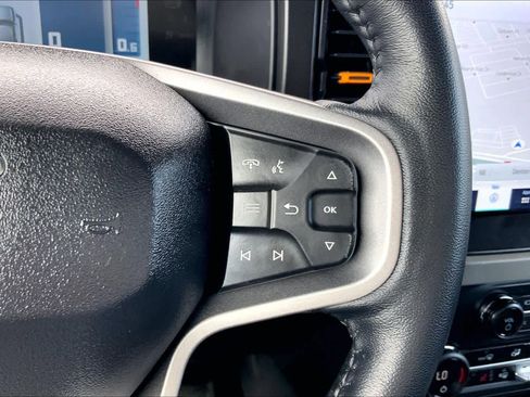 Used 2023 Ford Bronco Badlands image 22