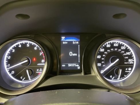 Used 2023 Toyota Camry SE image 21