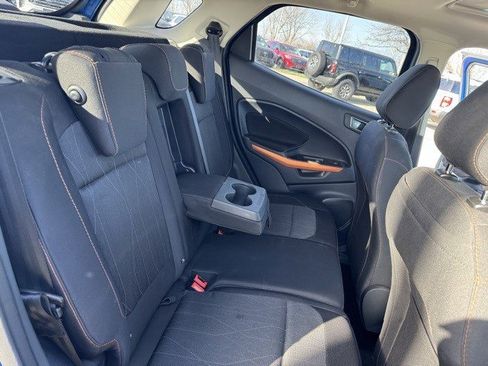 Used 2021 Ford EcoSport SE w/ SE Convenience Package image 30