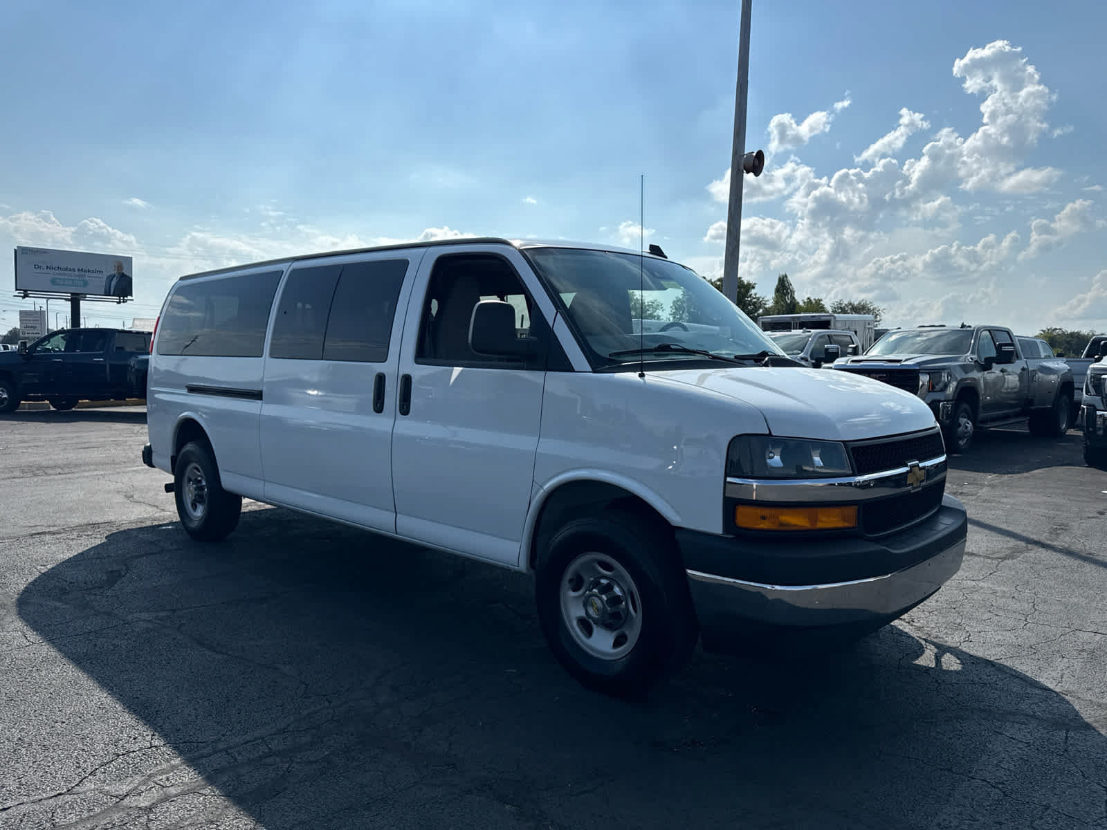 Certified 2024 Chevrolet Express 3500 LT w/ LT Preferred Equipment Group RWD image 7
