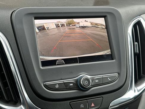 Used 2023 Chevrolet Equinox LT image 17