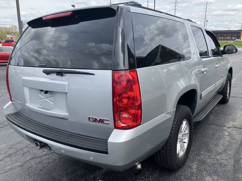 Used 2013 GMC Yukon XL SLT AWD/4WD image 3