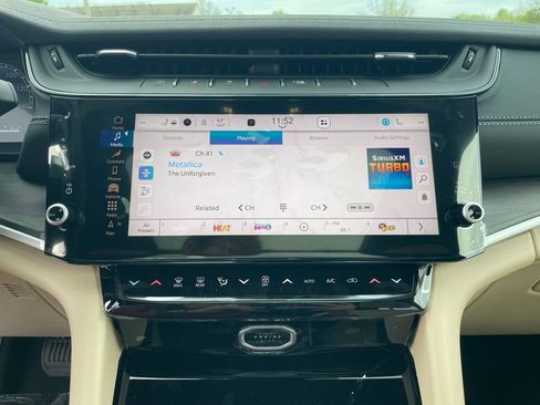 New 2026 Jeep Grand Cherokee L Limited AWD/4WD image 28
