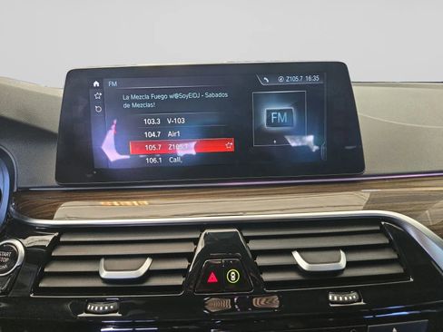 Used 2018 BMW 530i xDrive AWD/4WD image 21