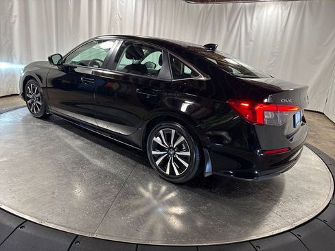 Used 2023 Honda Civic EX image 7
