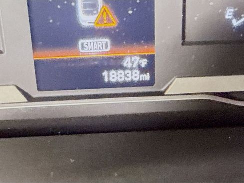 Used 2024 Hyundai Santa Cruz SEL image 16