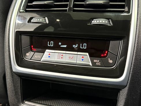 Used 2025 BMW X5 M60i AWD/4WD image 40