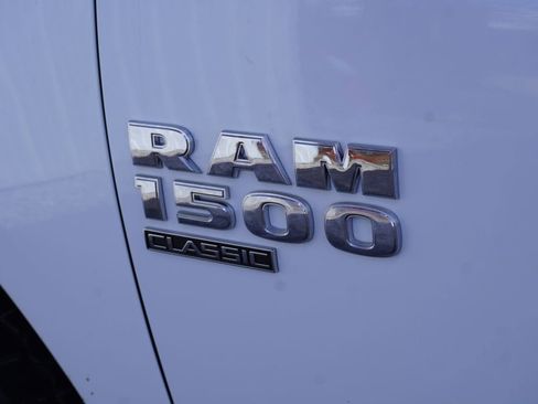 Used 2022 RAM 1500 Classic SLT w/ Electronics Group image 10