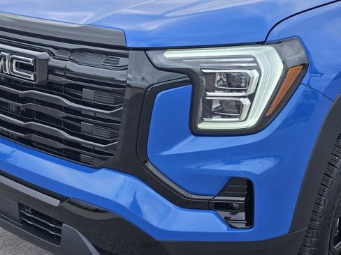 New 2026 GMC Terrain Elevation w/ Black Edition FWD image 5
