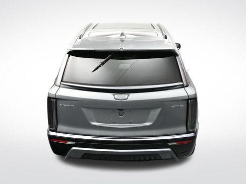 Used 2026 Cadillac Vistiq Luxury AWD/4WD image 19