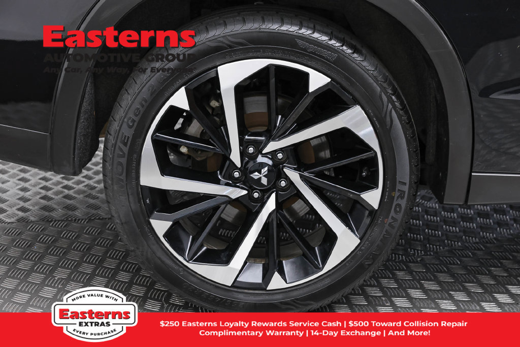 Used 2024 Mitsubishi Outlander SE FWD image 30