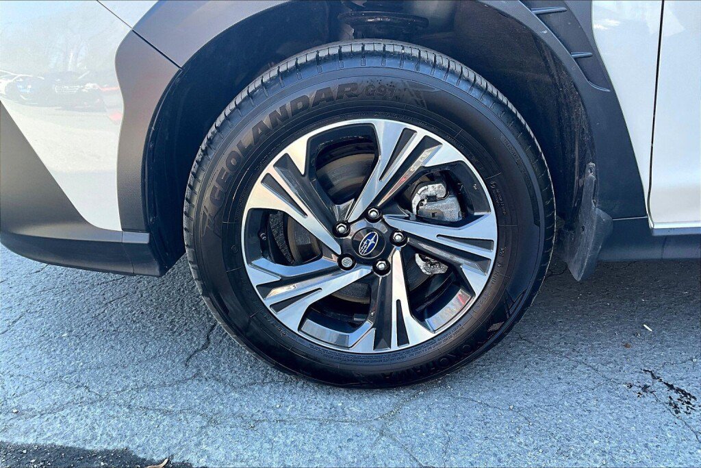 Certified 2026 Subaru Crosstrek 2.5i Premium AWD/4WD image 17