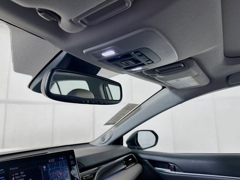Used 2024 Toyota Camry XSE w/ Navigation Package FWD image 18