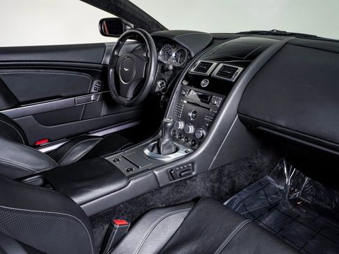 Used 2007 Aston Martin DB9 Coupe image 17