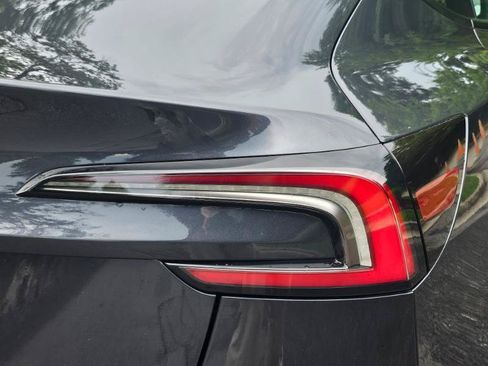 Used 2024 Tesla Model 3 Standard Range RWD image 30
